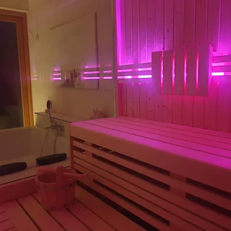 度假居 Inselliebe Mit Sauna 泽姆平